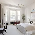 Palatial, Elegant 1000Sqft Home - Central London