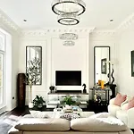 Palatial, Elegant 1000Sqft Home - Central London